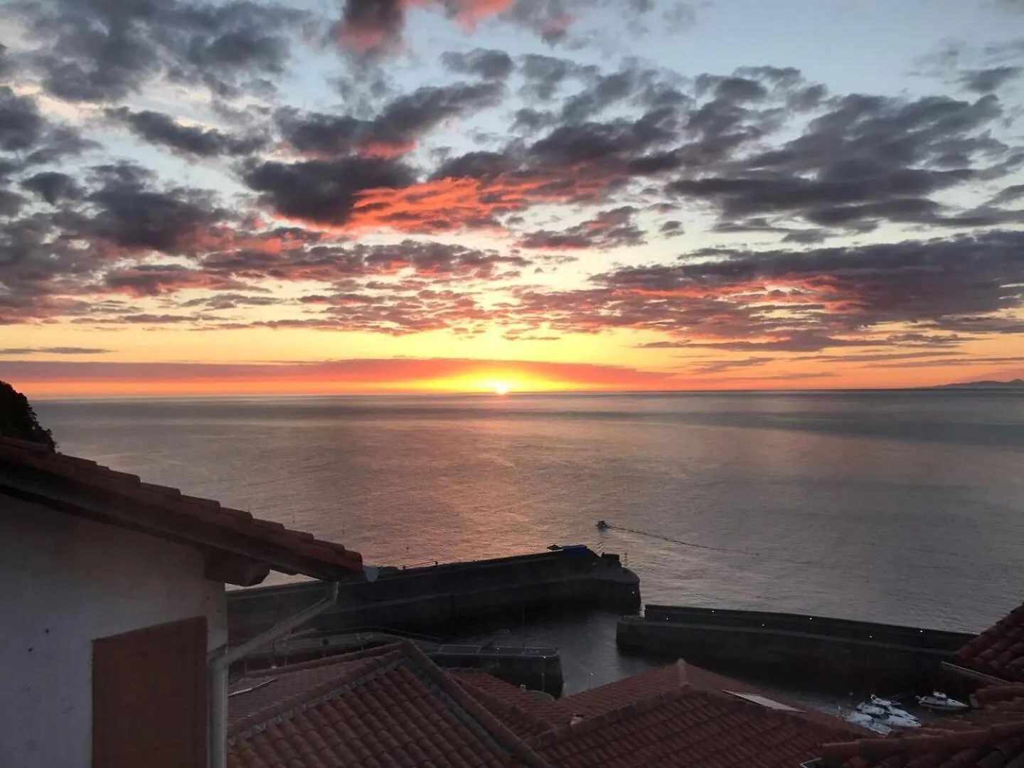 Txobe Apartment Elantxobe